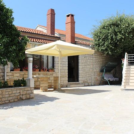 Apartment Antica Supetar Luaran gambar
